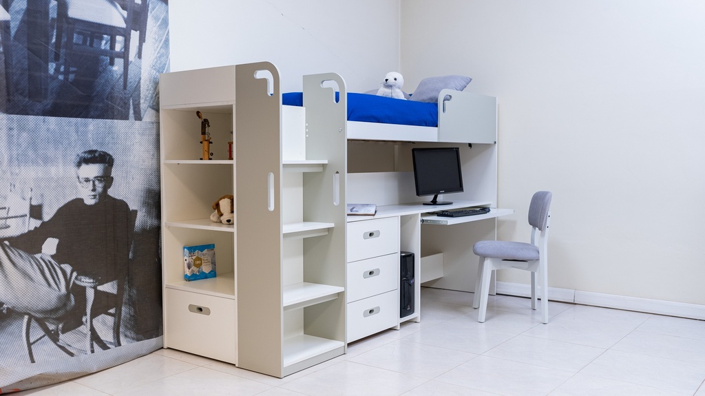 Cama Funcional Gio Bco/Gris 2.51 X0.80X 1.55